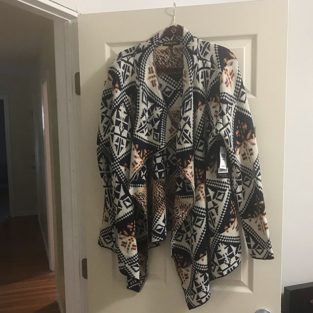 NWT open-front sweater; fun pattern! *FINAL PRICE*